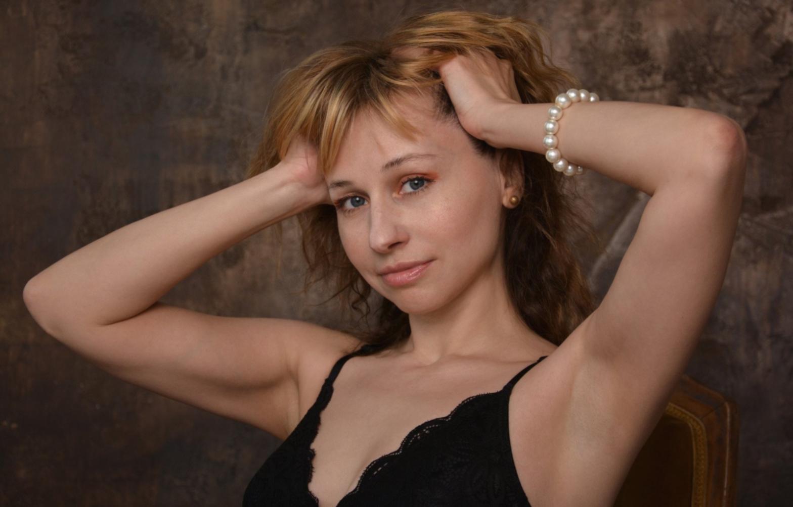 Professionelle Makeup-Farbpalette mit verschiedenen Hauttönen